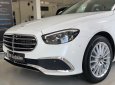 Mercedes-Benz E200 2022 - Trắng/Nâu siêu hiếm - Có sẵn giao ngay