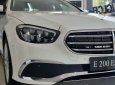 Mercedes-Benz E200 2022 - Trắng/Nâu siêu hiếm - Có sẵn giao ngay