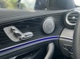 Mercedes-Benz E300 2021 - Động cơ 2.0L tăng áp đi chuẩn 5 ngàn klm