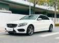 Mercedes-Benz 2016 - Xe màu trắng