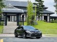 Toyota Camry 2021 - Cần bán gấp xe màu đen