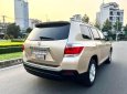 Toyota Highlander 2011 - Nhập Mỹ, loại form mới màu vàng cát, full đồ chơi cao cấp cửa sổ trời