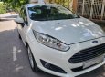 Ford Fiesta 2015 - Xe màu trắng