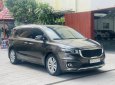 Kia Sedona 2016 - Xe màu nâu