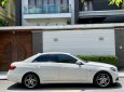 Mercedes-Benz E200 2015 - Giá chỉ 949 triệu