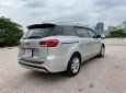 Kia Sedona 2016 - Xe màu bạc, còn rất mới và đẹp