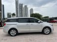 Kia Sedona 2016 - Xe màu bạc, còn rất mới và đẹp