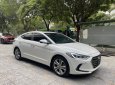 Hyundai Elantra 2019 - Xe màu trắng, odo 3 vạn km