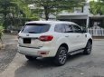 Ford Everest 2021 - Cần bán lại xe màu trắng