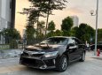 Toyota Camry 2018 - Màu đen, nhập khẩu