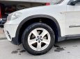 BMW X5 2011 - Cần bán xe màu trắng nội thất kem