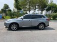 Mitsubishi Outlander 2018 - Cần bán xe màu bạc