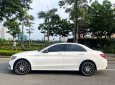 Mercedes-Benz 2017 - Xe màu trắng tinh khôi, giá cả hợp lí