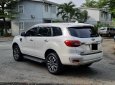 Ford Everest 2021 - Cần bán lại xe màu trắng