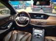 Mercedes-Benz 2016 - Màu đen, độ Maybach