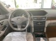 Mercedes-Benz E300 2012 - Xe màu đen giá ưu đãi
