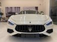 Maserati Ghibli 2020 - Nhập khẩu chính hãng 1 chiếc duy nhất tại showroom, màu trắng ngọc trai, nội thất đỏ cực đẹp