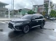 Mitsubishi Stavic 2020 - Xe màu đen, bản đặt biệt