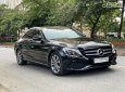 Mercedes-Benz 2018 - Xe màu đen sang trọng