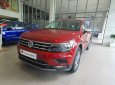 Volkswagen Tiguan 2022 - Màu đỏ Ruby xe có sẵn giao ngay không phải chờ, khuyến mãi tốt cho khách hàng đặt xe - LH Ms Minh Thư