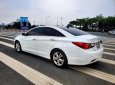 Hyundai Sonata 2011 - Màu trắng, nhập khẩu nguyên chiếc