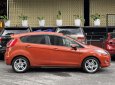 Ford Fiesta 2011 - Xe màu đỏ 