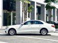 Mercedes-Benz 2016 - Màu trắng, nội thất đen