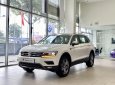 Volkswagen Tiguan 2023 - màu trắng khuyến mãi 100% trước bạ + 5 năm bảo dưỡng cho khách liên hệ Ms Minh Thư