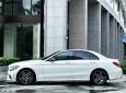 Mercedes-Benz C300 2021 - Model 2022 - Hỗ trợ trả góp, giao xe, test hãng toàn quốc