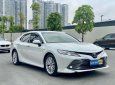 Toyota Camry 2020 - Xe đăng ký 2020 ít sử dụng giá chỉ 1 tỷ 235tr