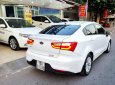 Kia Rio 2015 - Xe màu trắng, giá 365tr