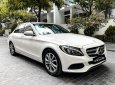 Mercedes-Benz C200 2016 - Xe màu trắng, 950tr