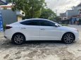 Hyundai Elantra 2019 - Xe màu trắng