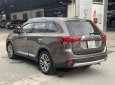 Mitsubishi Outlander 2018 - Xe màu xám