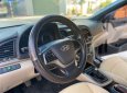 Hyundai Elantra 2018 - Bán xe màu đen