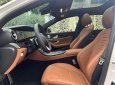 Mercedes-Benz E300 2022 - Màu trắng, nội thất nâu