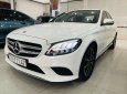 Mercedes-Benz 2019 - Bán xe đẹp lướt 10.000km như mới, bao check hãng