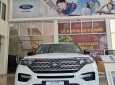 Ford Explorer 2022 - Xe màu trắng