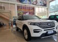 Ford Explorer 2022 - Xe màu trắng