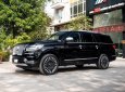 Lincoln Navigator 2022 - Thiết kế sang trọng hầm hố