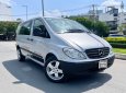 Mercedes-Benz 2006 - Nhâp Đức, máy dầu 9 chỗ hàng hiếm số sàn ít hao 100km 7 lít màu bạc nội thất