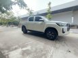 Toyota Hilux 2021 - Bán với giá 710tr