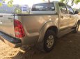 Toyota Hilux 2010 - xe màu bạc, 325tr