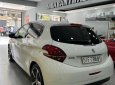 Peugeot 208 2016 - Xe màu trắng, nhập khẩu