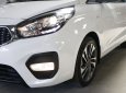 Kia Rondo 2022 - Xe màu trắng