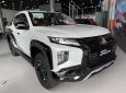 Mitsubishi Triton 2022 - Màu trắng xe sẵn giao ngay tặng nắp thùng cuộn hoặc bảo hiểm vật chất