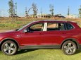 Volkswagen Tiguan 2022 - Volkswagen Tiguan Luxury S 2022 màu Đỏ - Giao ngay, khuyến mãi tháng 11: 50% phí trước bạ và quà tặng