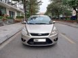 Ford Focus 2011 - Màu xám giá cạnh tranh