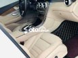 Mercedes-Benz GLC 250 2017 - Cần bán Mercedes sản xuất 2017, màu trắng