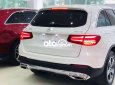 Mercedes-Benz GLC 250 2017 - Cần bán Mercedes sản xuất 2017, màu trắng